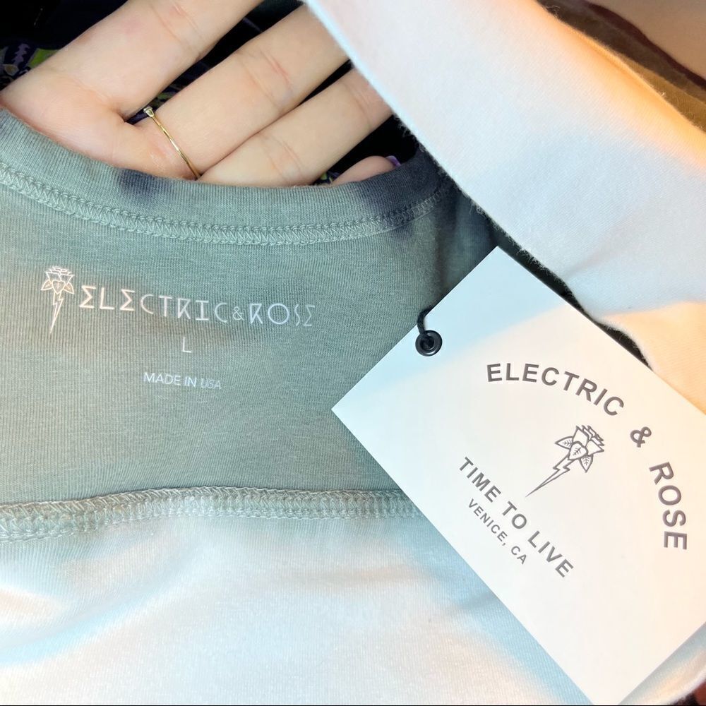 Electric and Rose Fairfax Sunset Sports Bra - Picture 9 of 9